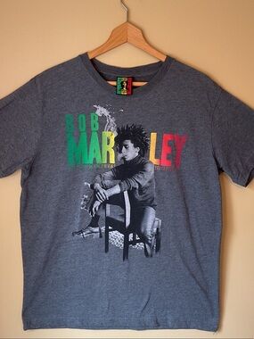 Bob Marley Jamaica Collection “Smoking Herb” graphic t shirt Size XL